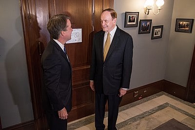 As a senator, Shelby chaired which other important committee?