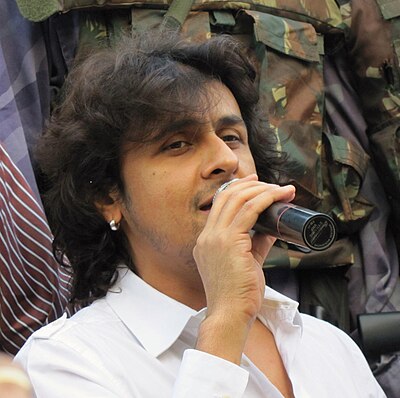 Which city is Sonu Nigam originally from?