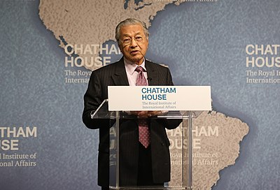Mahathir Mohamad holds citizenship in which country?