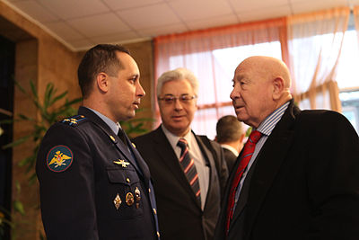 Which of the following fields of work was Alexey Leonov active in?