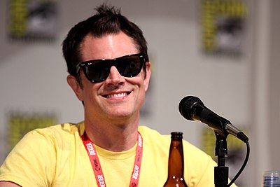 What is Johnny Knoxville's birth name?