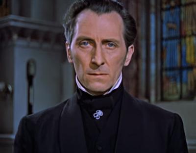In which decade did Cushing achieve recognition for leading horror film roles?