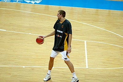 What medal did Dirk Nowitzki lead the Germany national team to in the 2002 FIBA World Championship?