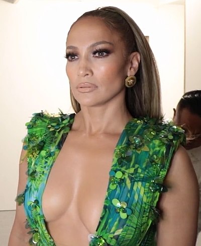 What genres best describes Jennifer Lopez?[br](select 2 answers)