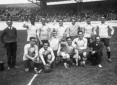 Which country did Uruguay defeat in the final match of the 1930 FIFA World Cup?