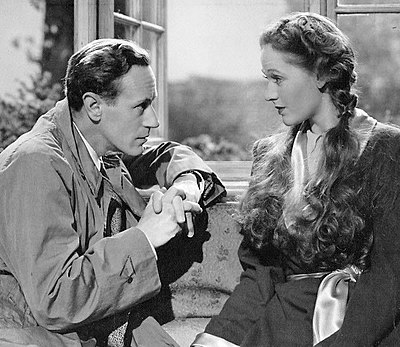 What was Leslie Howard's last completed film?