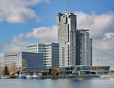 What is the name of the metropolitan area that Gdynia is a part of?