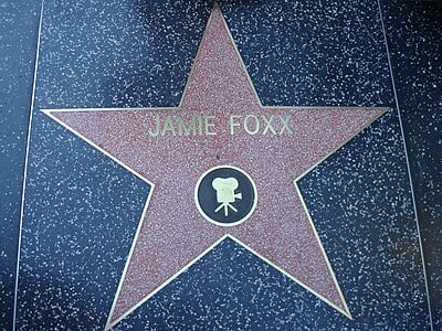 What is the age of Jamie Foxx?