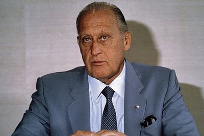 How many times was Havelange re-elected as FIFA president?
