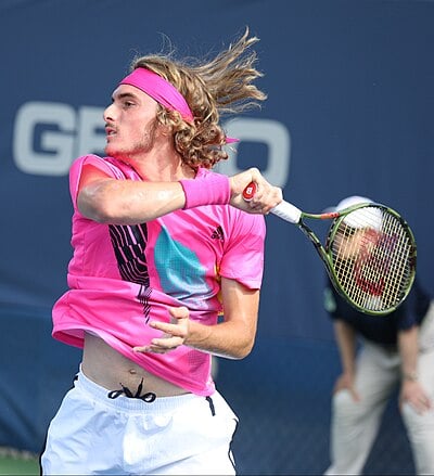 What is Stefanos Tsitsipas's height?