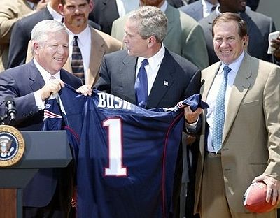 Before joining the Patriots in 2000, Belichick spent time with which teams?