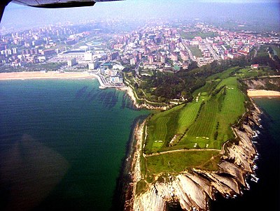 What is the name of the famous lighthouse in Santander?