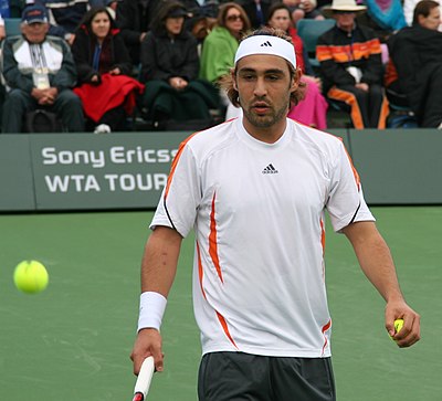 What is Marcos Baghdatis' nationality?
