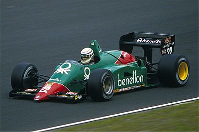 How many pole positions did Patrese achieve in his F1 career?