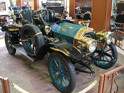 What is the name of the Peugeot museum located in Sochaux?