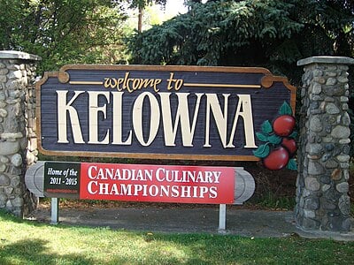 Which river flows through Kelowna?
