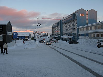 What is the closest major city to Nuuk outside of Greenland?