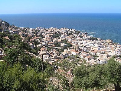 What is the nickname of Algiers?