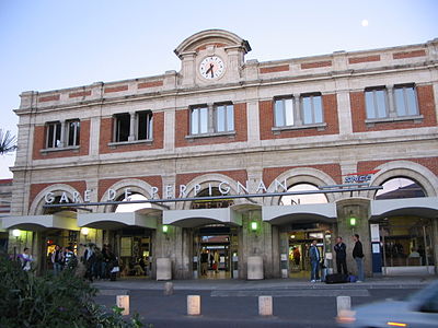What is the name of the metropolitan area of which Perpignan is the centre?