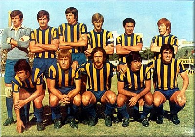 Who of the following has been Rosario Central's head coach ?