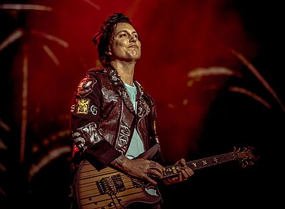 Which band is Synyster Gates best known for playing in?