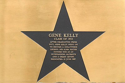 At what annual event did Gene Kelly receive lifetime achievement awards?