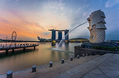 What is the size of the convention-exhibition centre at Marina Bay Sands?