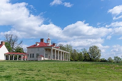 How many times did George Washington expand the Mount Vernon mansion?