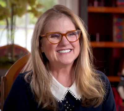 Who does Nancy Cartwright voice in the animated TV series The Simpsons?