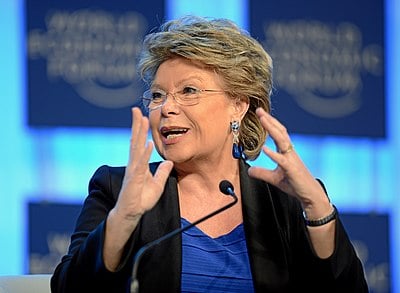 What is Viviane Reding's party affiliation at the European level?