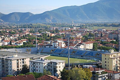 Who was the chairman that led Pisa S.C. to Serie A during the 1980s?