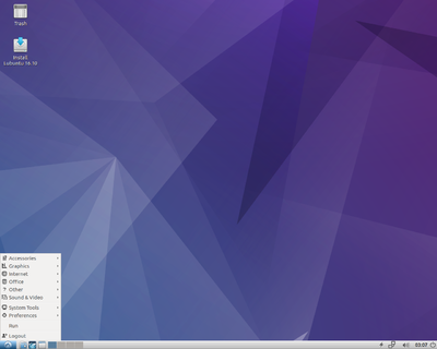 When was the LXQt desktop environment first introduced in Lubuntu?