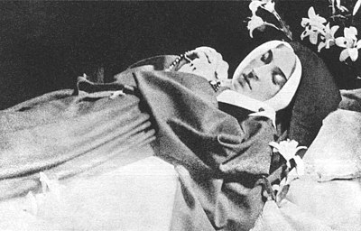 What did Bernadette Soubirous experience in 1858?