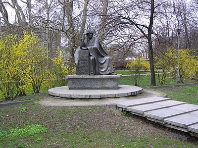Juliusz Słowacki is considered the father of what type of Polish literature?