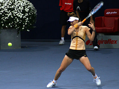 How many major women's doubles titles has Martina Hingis won?