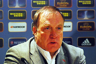 What position did Dick Advocaat play during his football career?