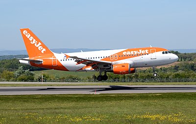 Which airport is EasyJet's headquarters located at?