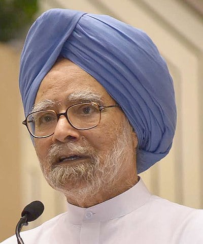 How old is Manmohan Singh?