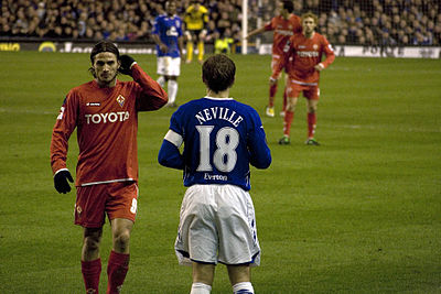 In which year did Phil Neville join Everton?