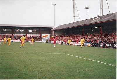 Which stadium has Crewe Alexandra F.C. called home since 1906?