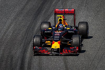 Which of the following people or organizations sponsors Max Verstappen?[br](Select 2 answers)