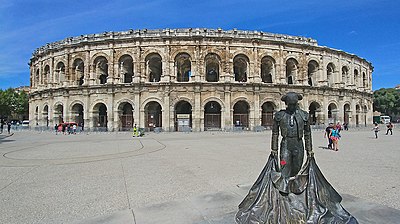 What is the name of the annual music festival held in Nîmes?