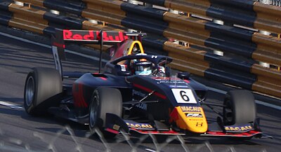 With which team did Jüri Vips compete in the FIA Formula 2 Championship?