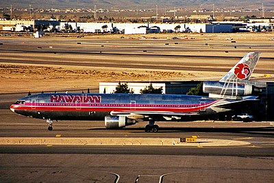 In which U.S. state is Hawaiian Airlines the largest operator of commercial flights?