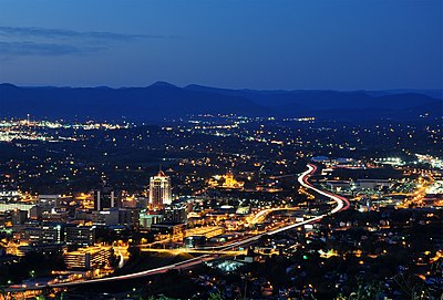 What is the name of the famous rail line that passes through Roanoke?
