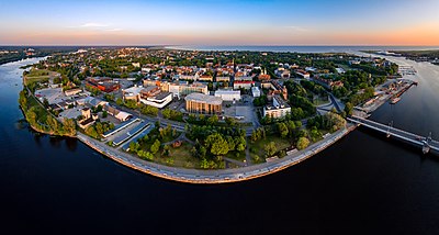 Which sports team is based in Pärnu?