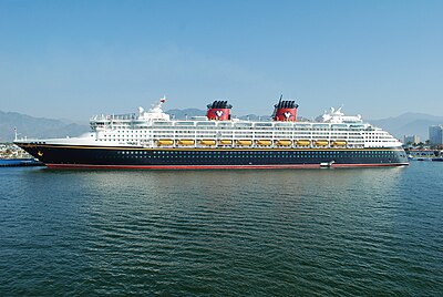 How many ships does Disney Cruise Line currently operate?