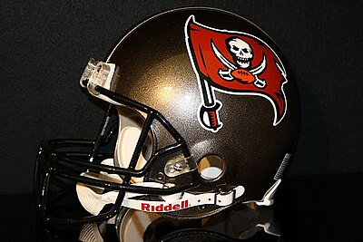 What is the maximum number of people that can be present at [url class="tippy_vc" href="#3424062"]Raymond James Stadium[/url], the home of Tampa Bay Buccaneers?
