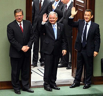 After which event did Komorowski become acting head of state in 2010?