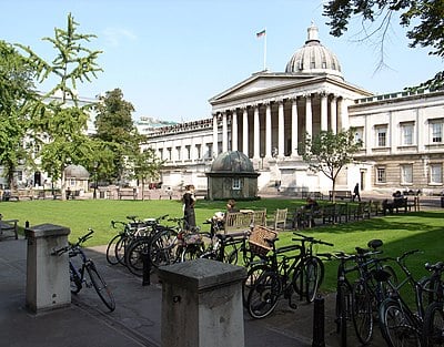 What is the location of the headquarters of University Of London?